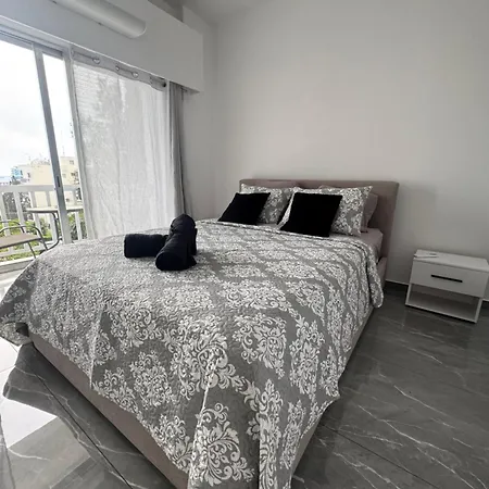 Beautiful Ii Apartment